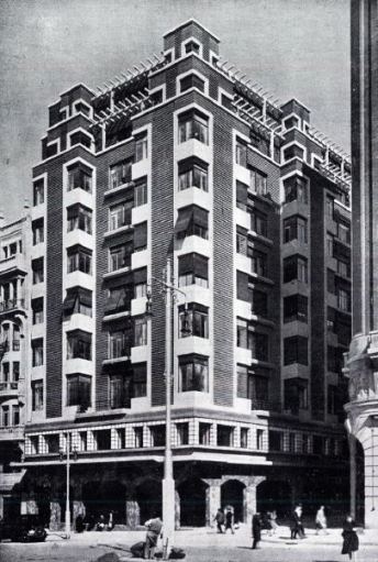 Hotel Nueva York-Cine Actualidades_Gran Vía_Arquitecto M. Muñoz Casajús